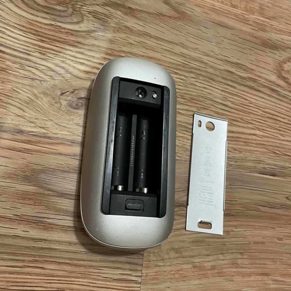 Apple Magic Mouse - Picture 3 of 3